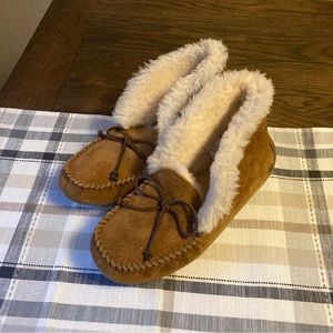 Ugg Alena brown moccasin slippers furry size 10